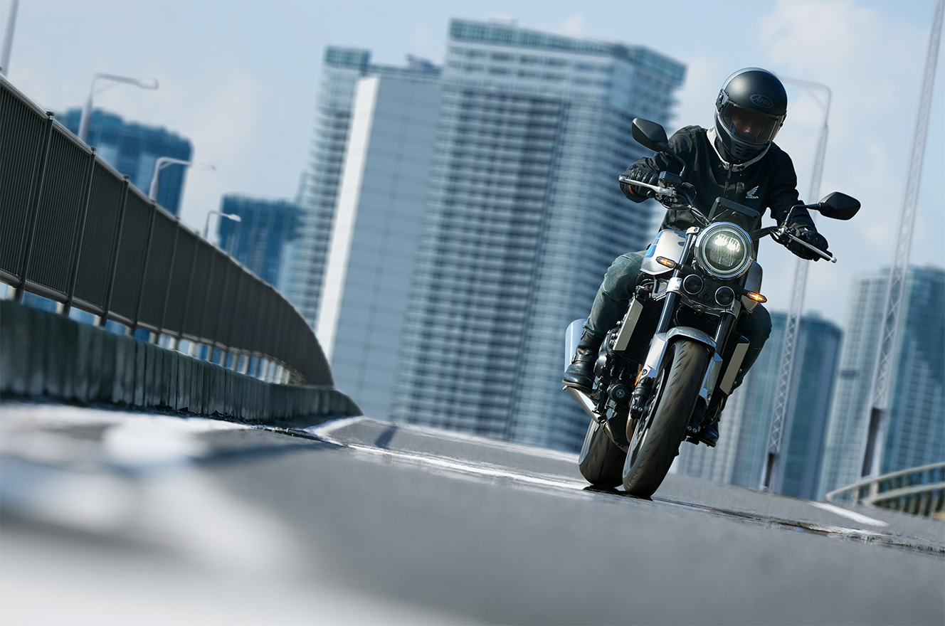 CB1000F